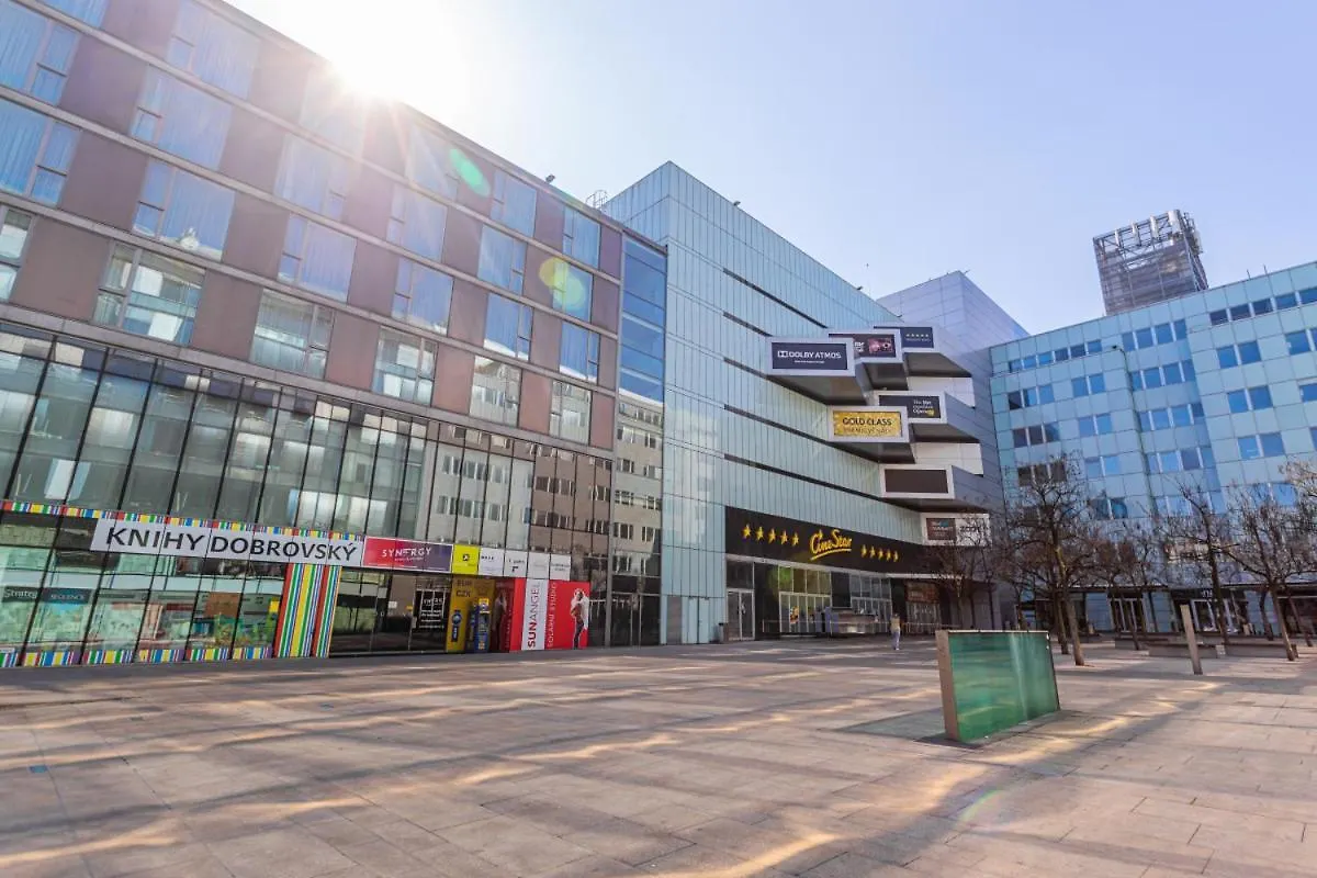 Business Studio Andel, 10 Min To Centre, Netflix, Paid Parking Πράγα Διαμέρισμα