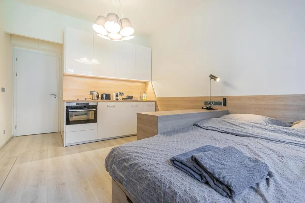 Business Studio Andel, 10 Min To Centre, Netflix, Paid Parking Πράγα 0*,  Τσεχία